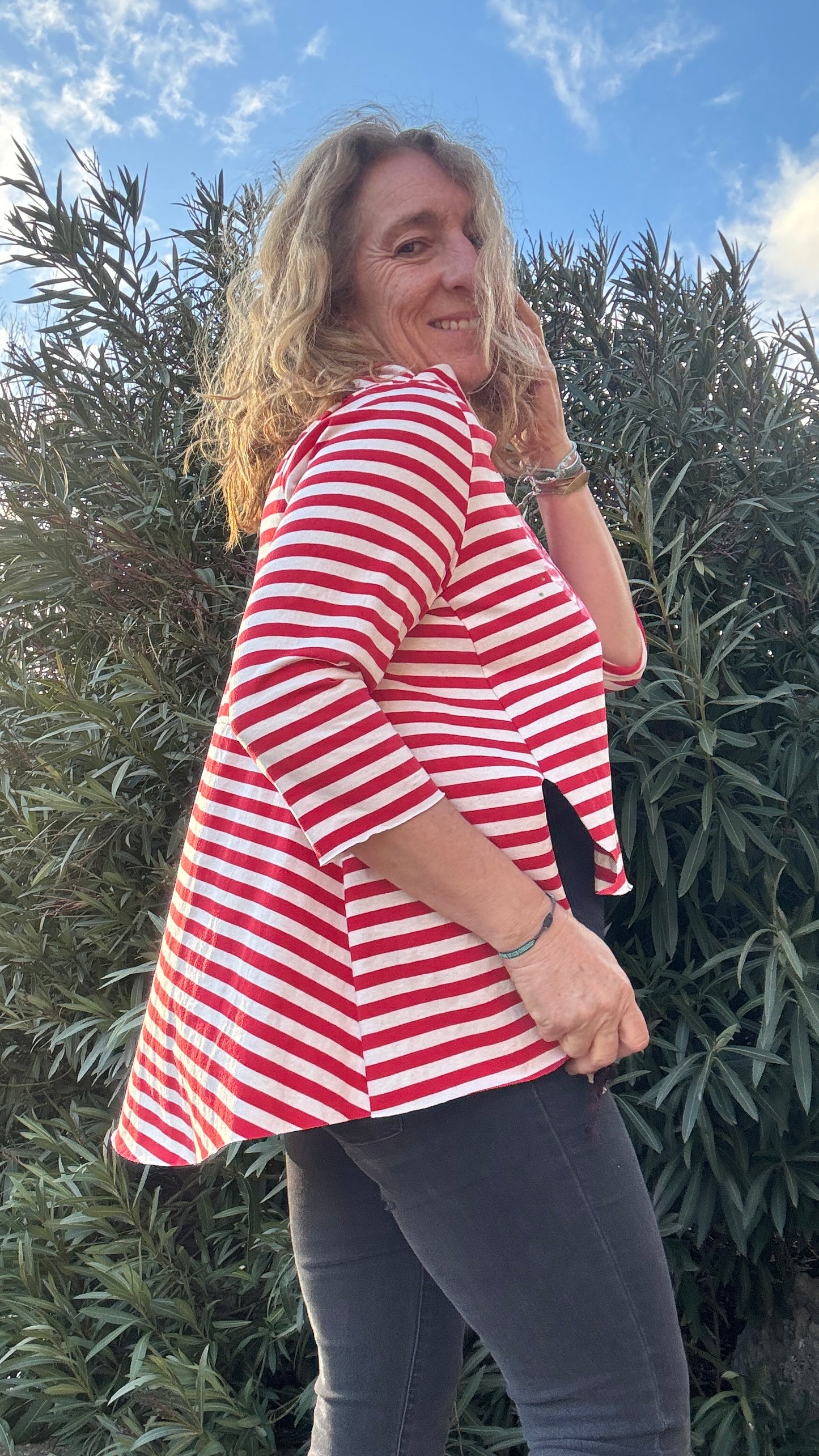 Camiseta raya roja