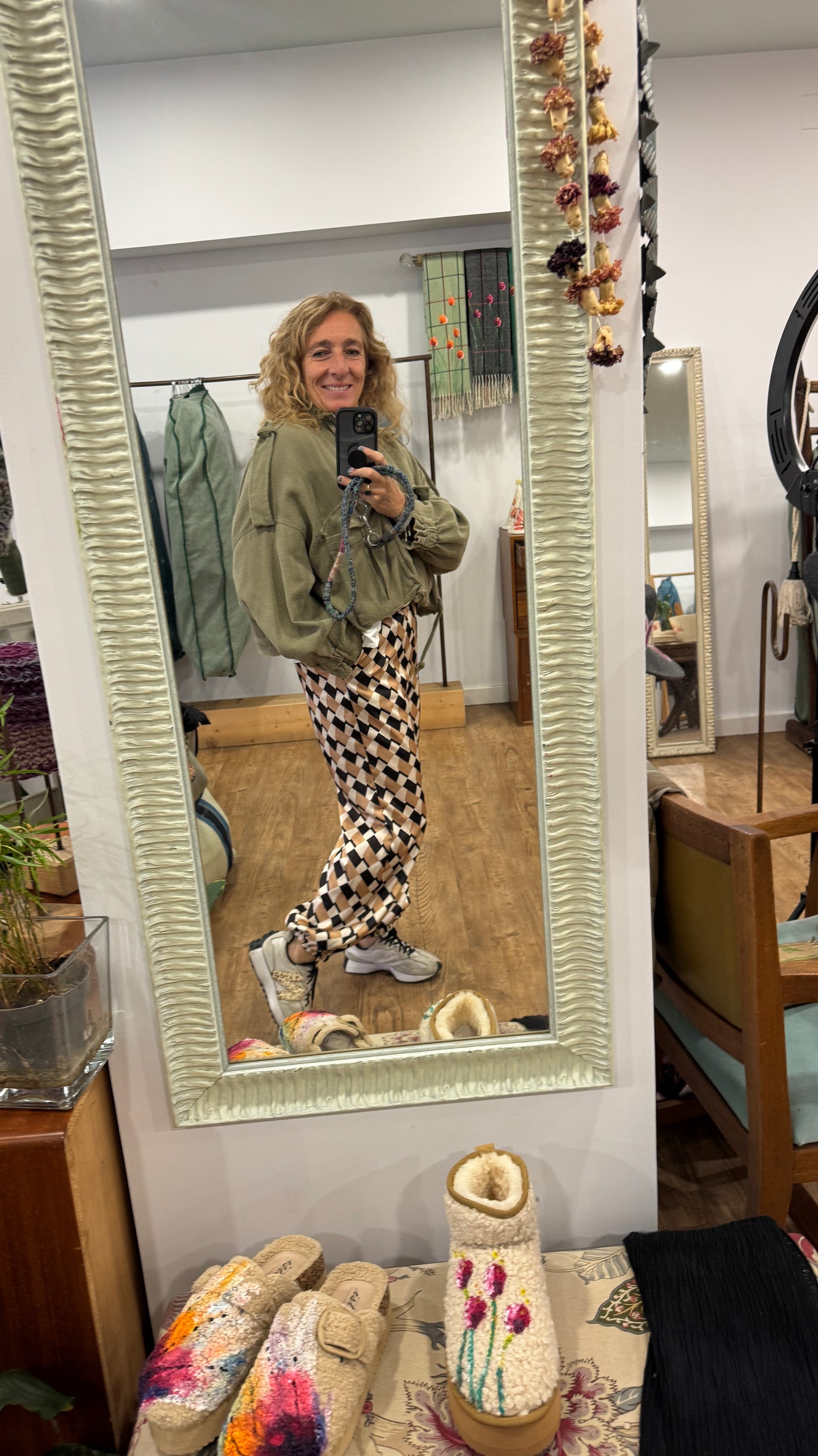 Pantalón rombo beige