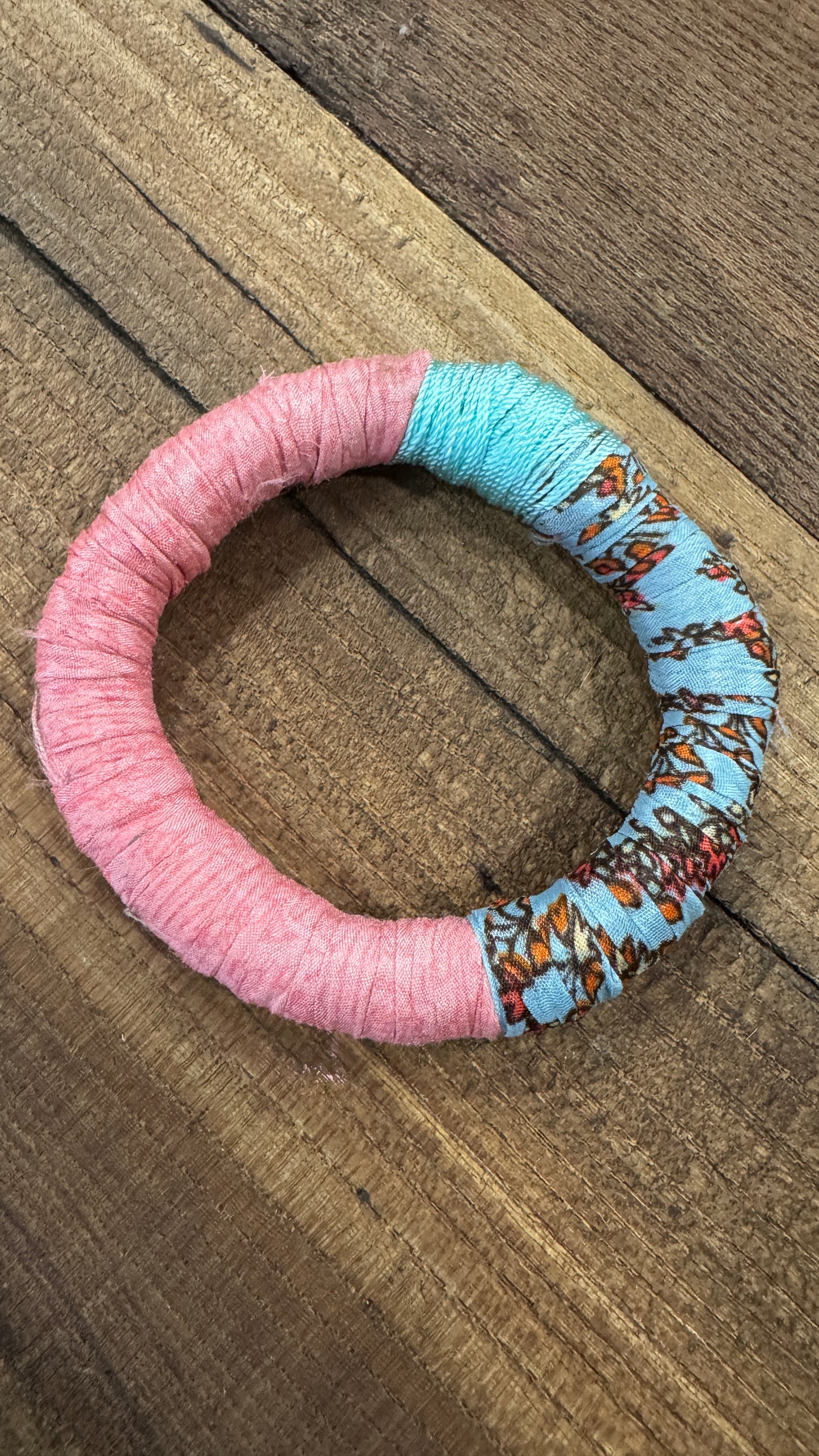 Pulsera seda