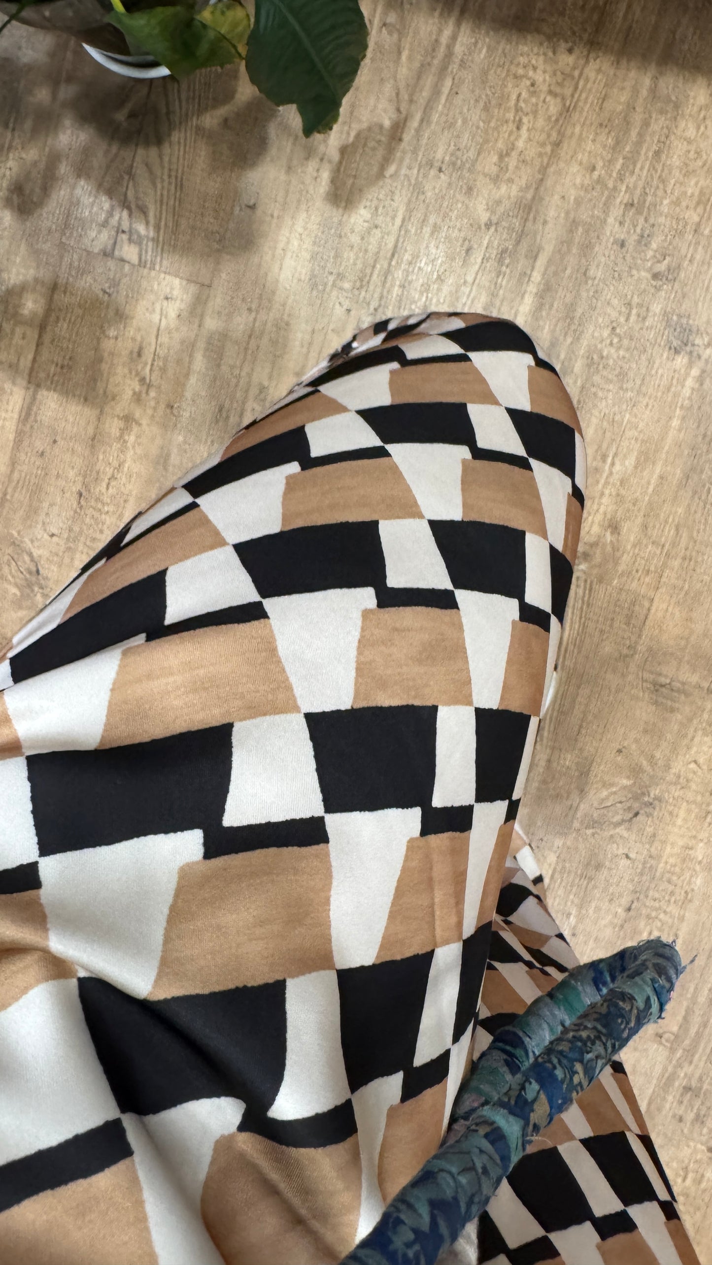 Pantalón rombo beige