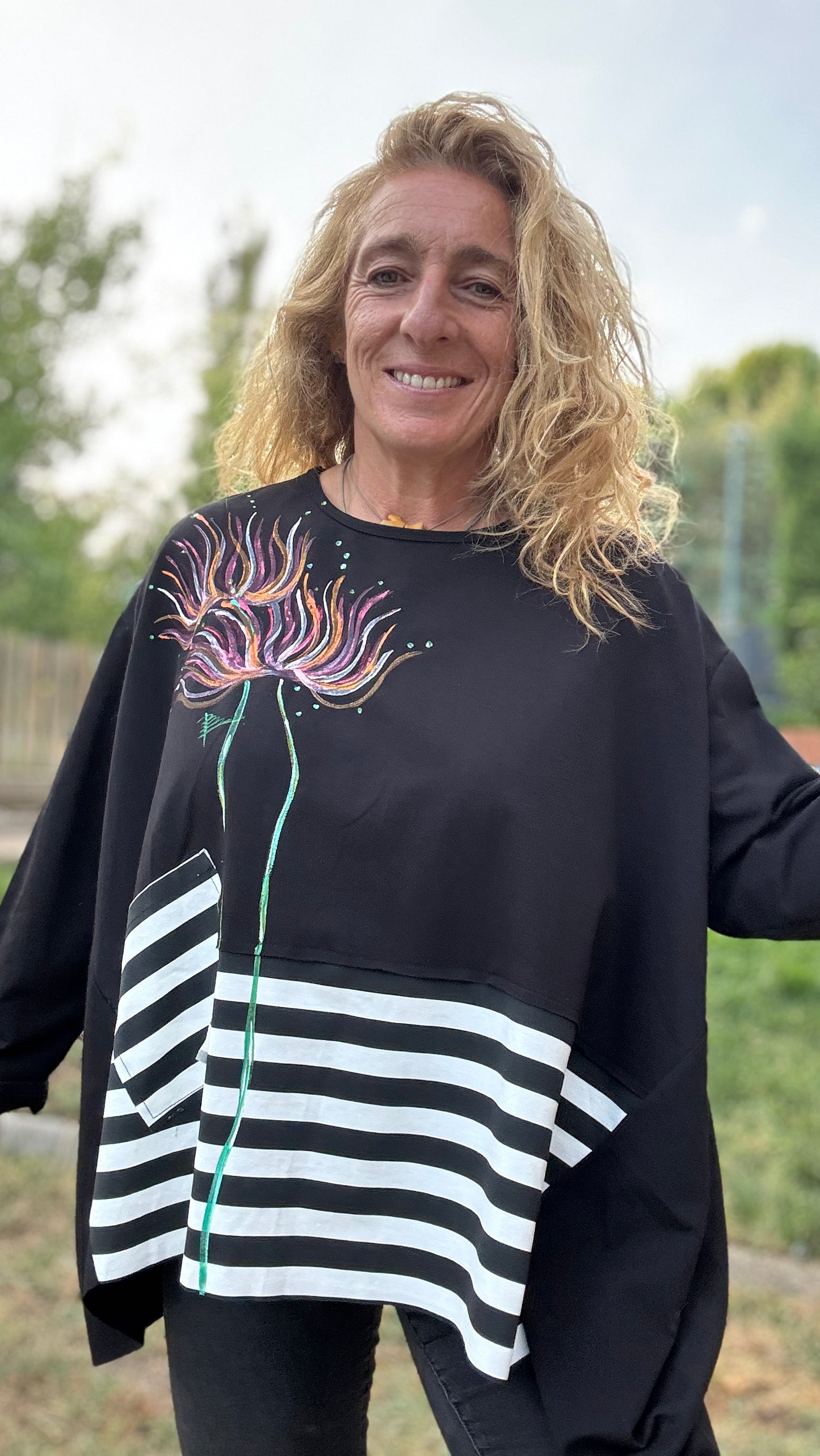 Blusa raya negra