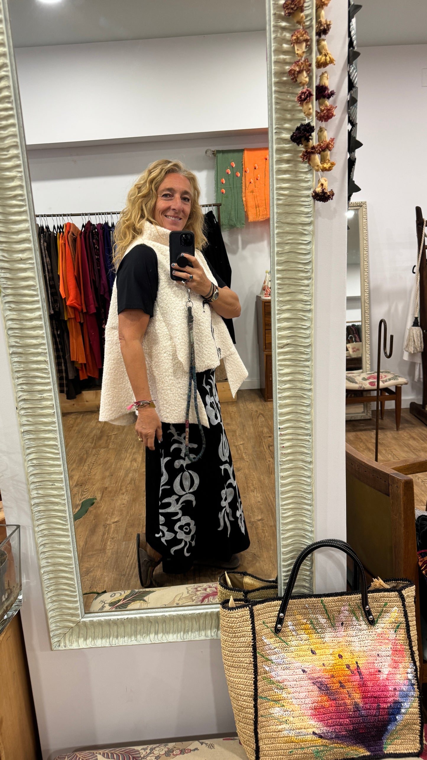Falda estampada negra