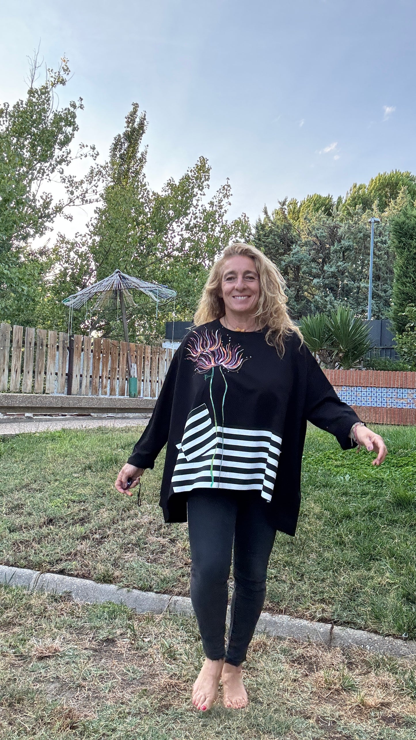 Blusa raya negra