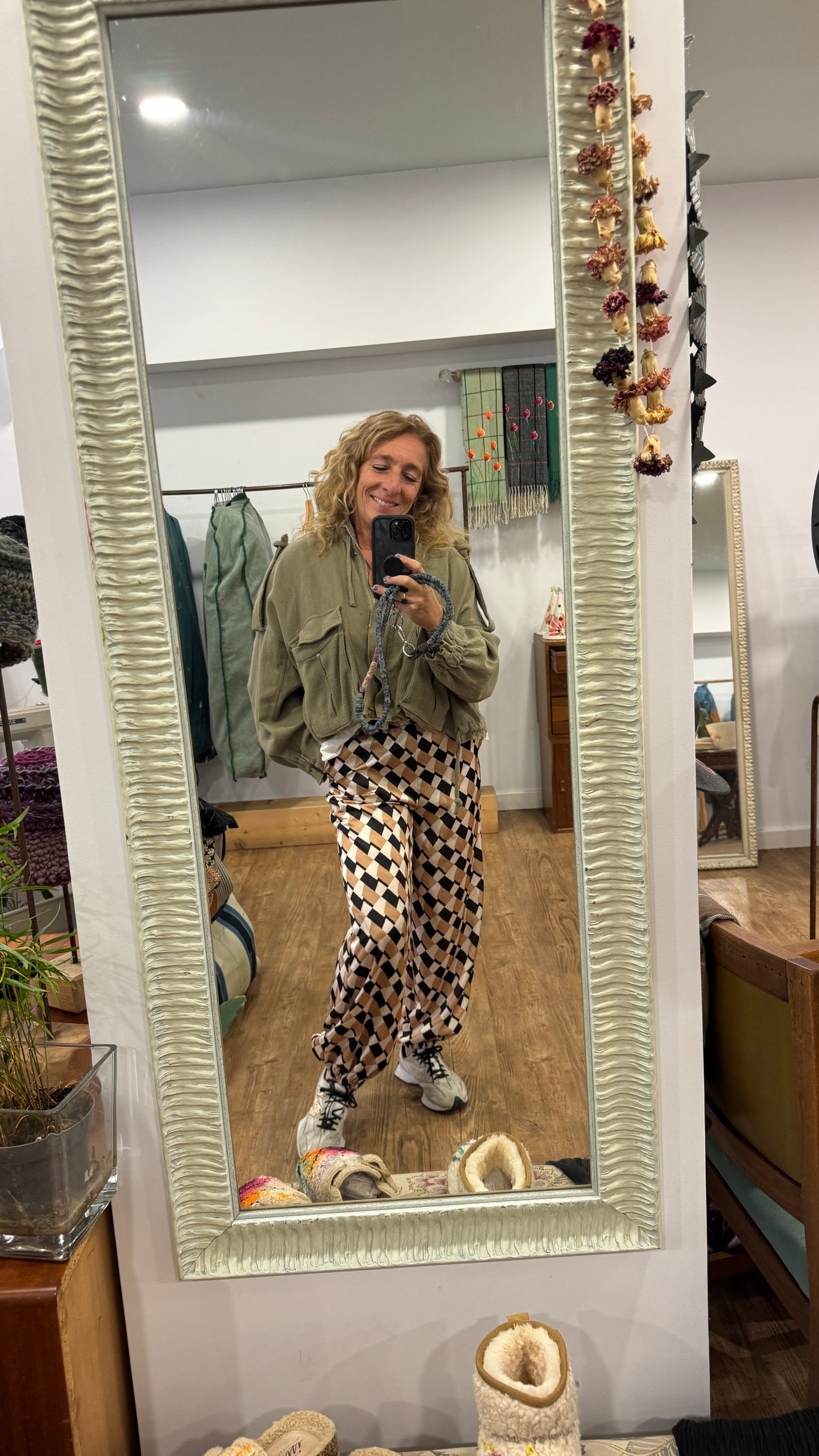 Pantalón rombo beige