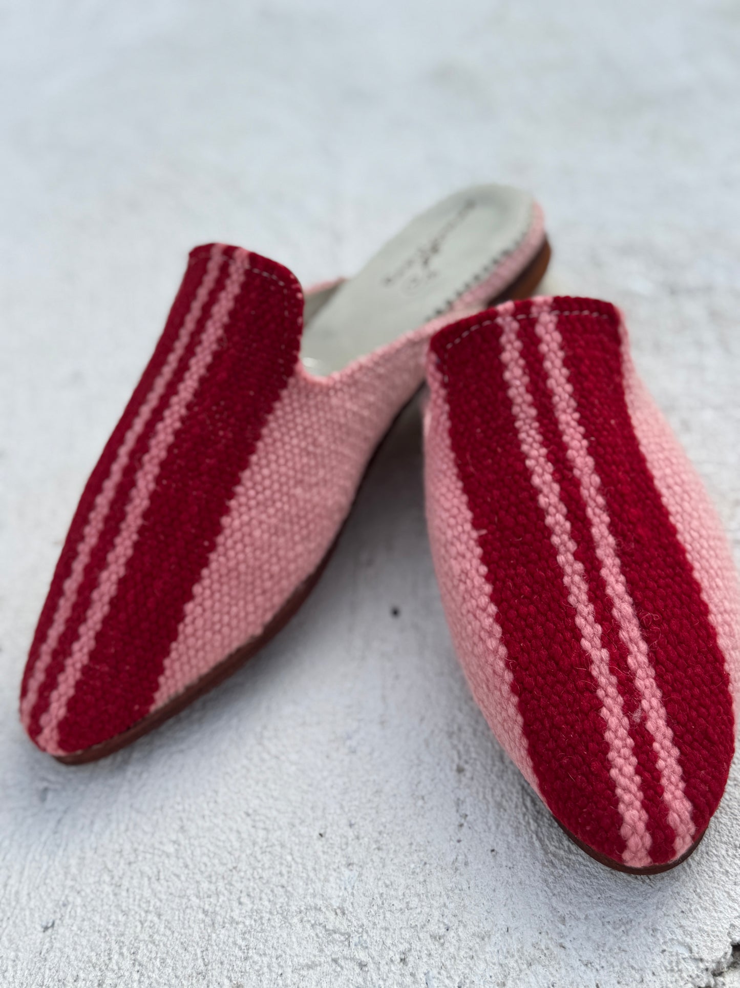 Babucha Rosa raya roja
