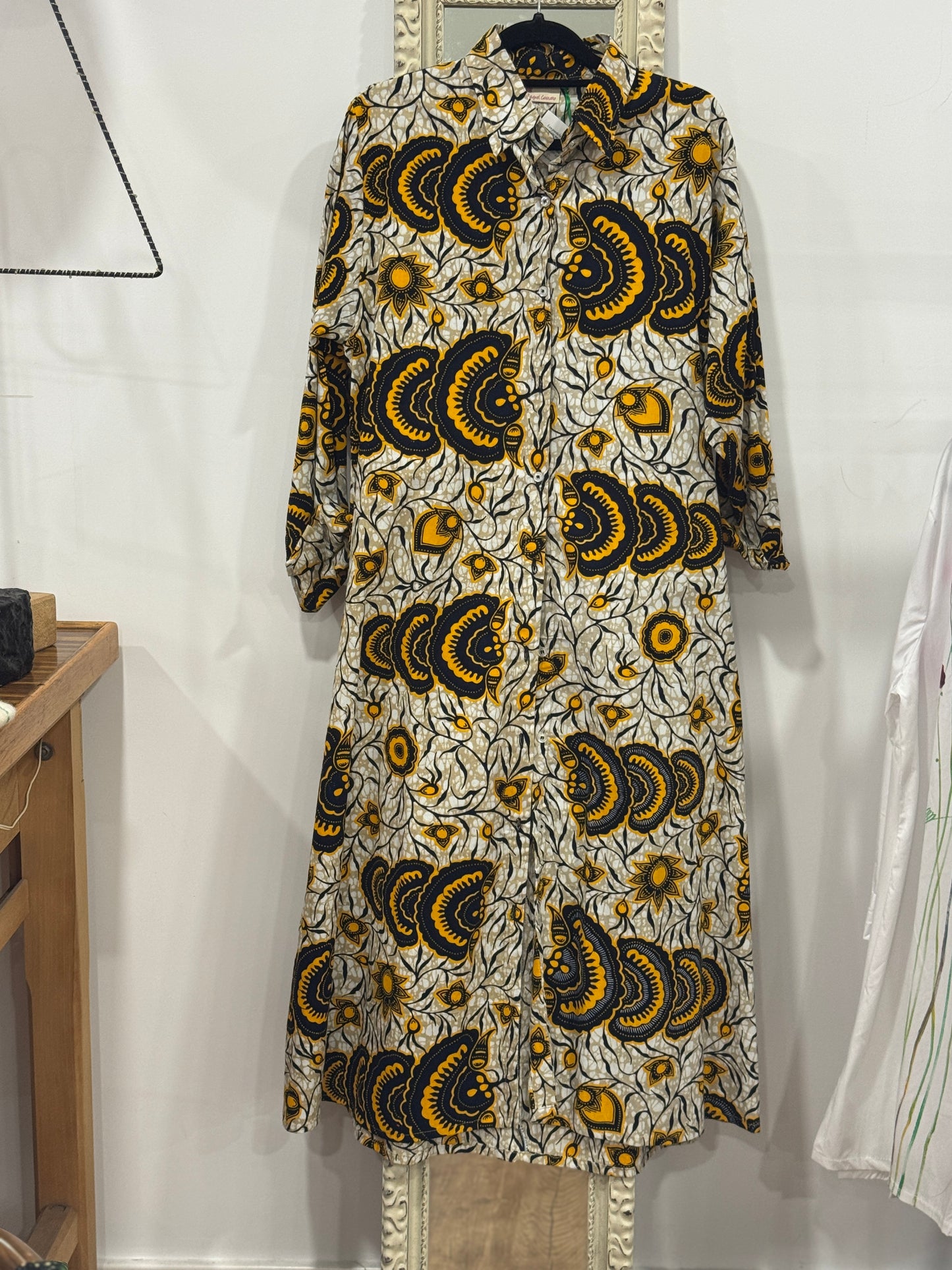 Vestido africano blanco amarillo