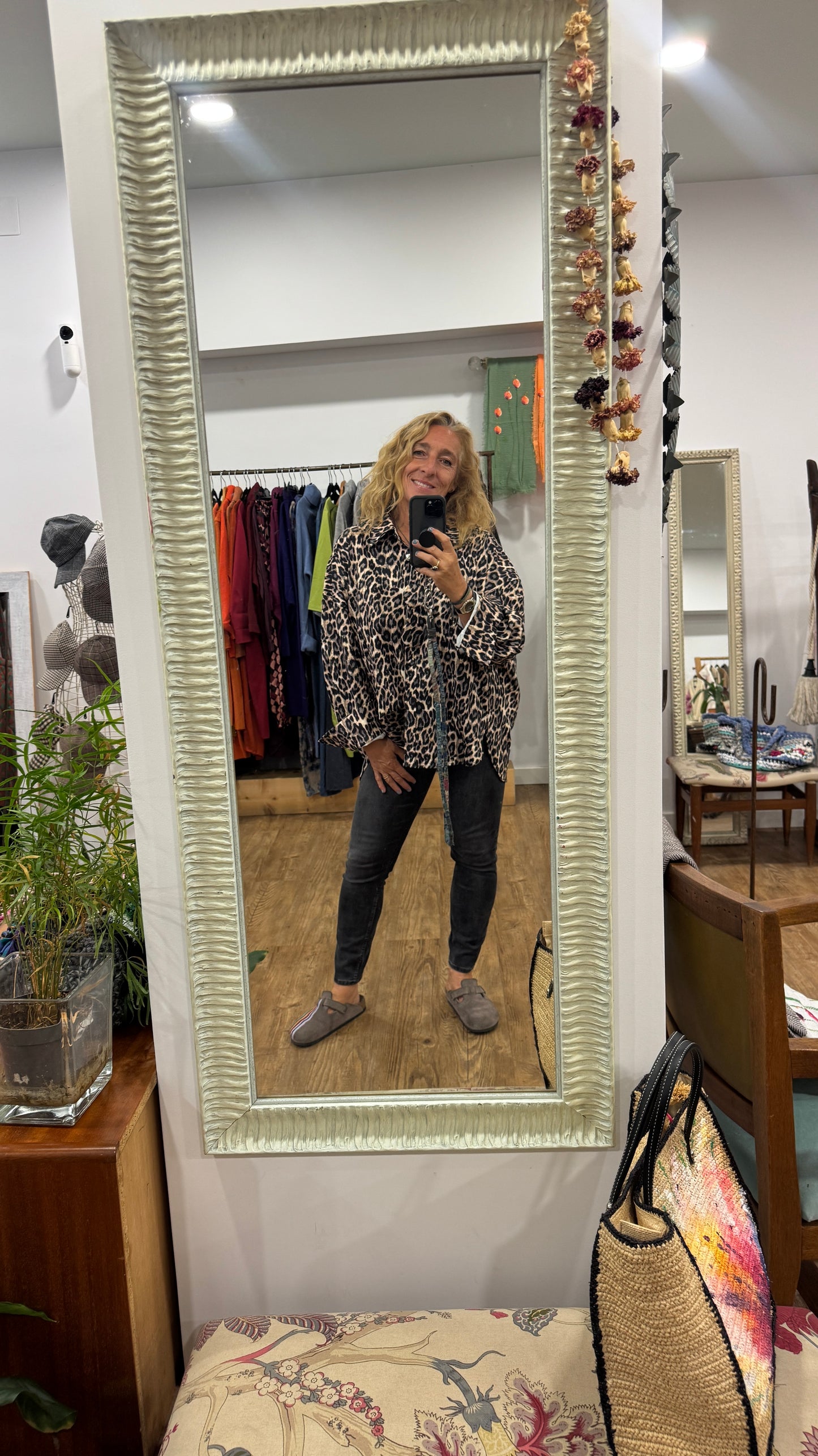 Blusa animal print botón redondo XL