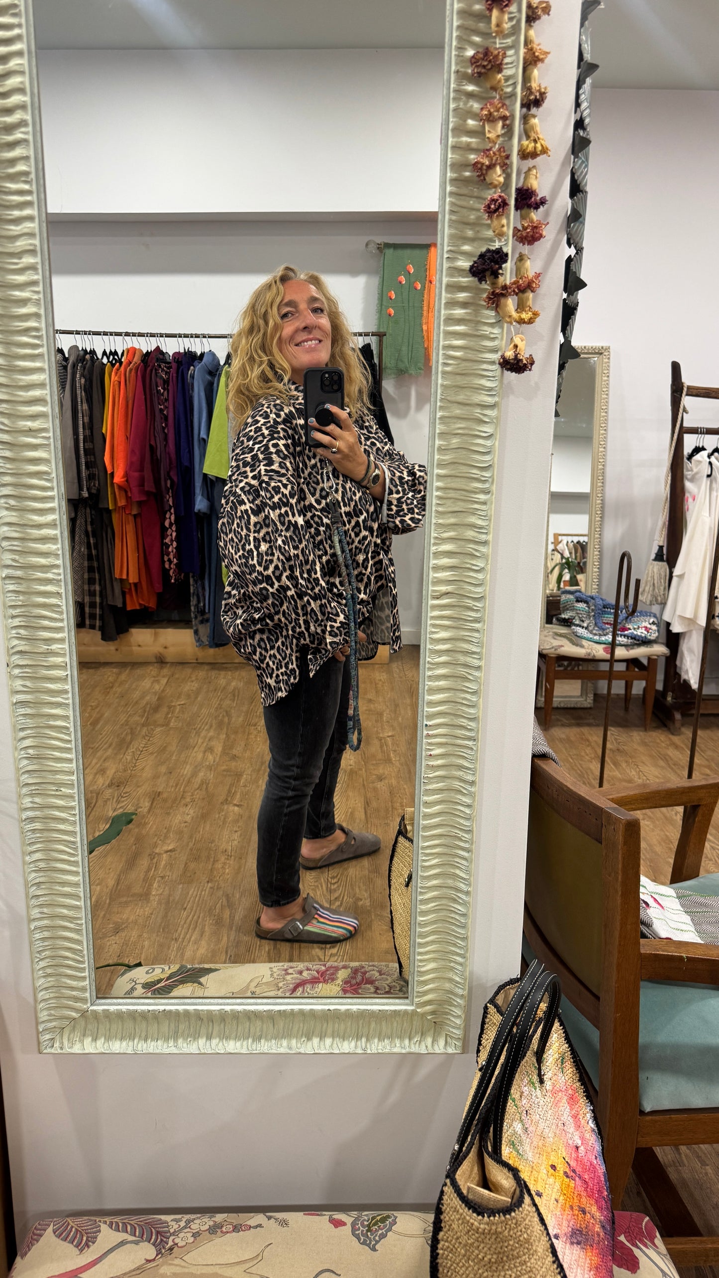 Blusa animal print botón redondo XL