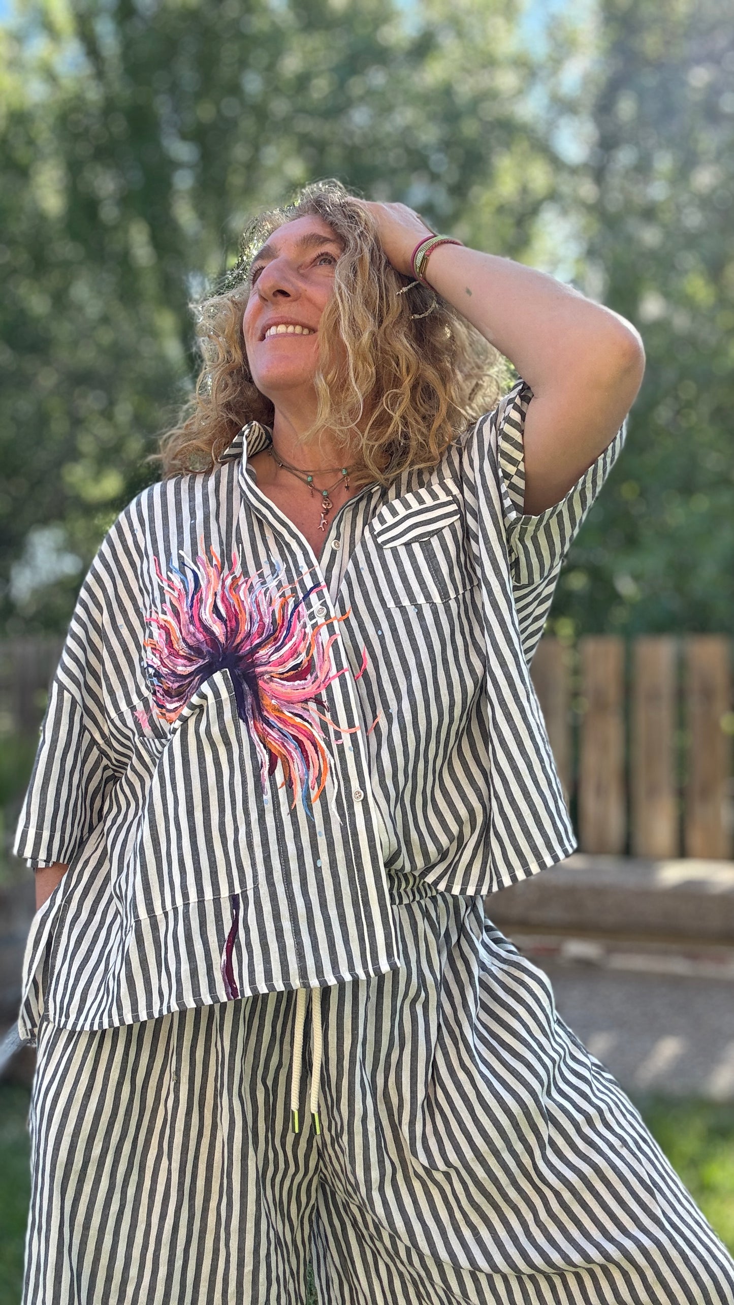 Conjunto over raya negra