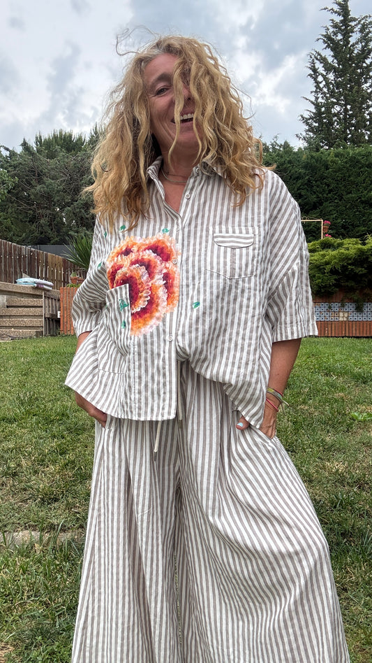 Conjunto over raya beige