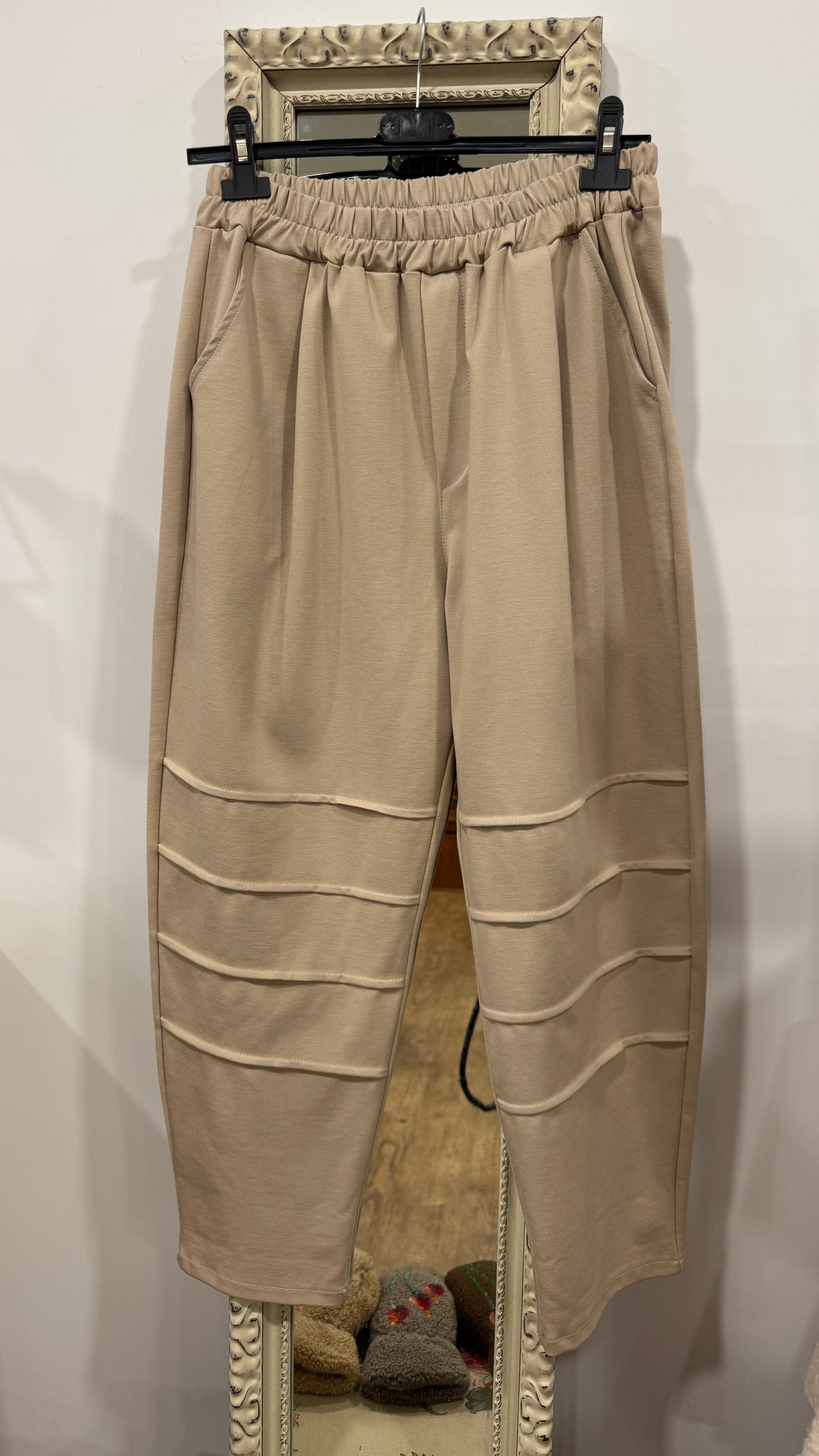 Pantalón punto roma