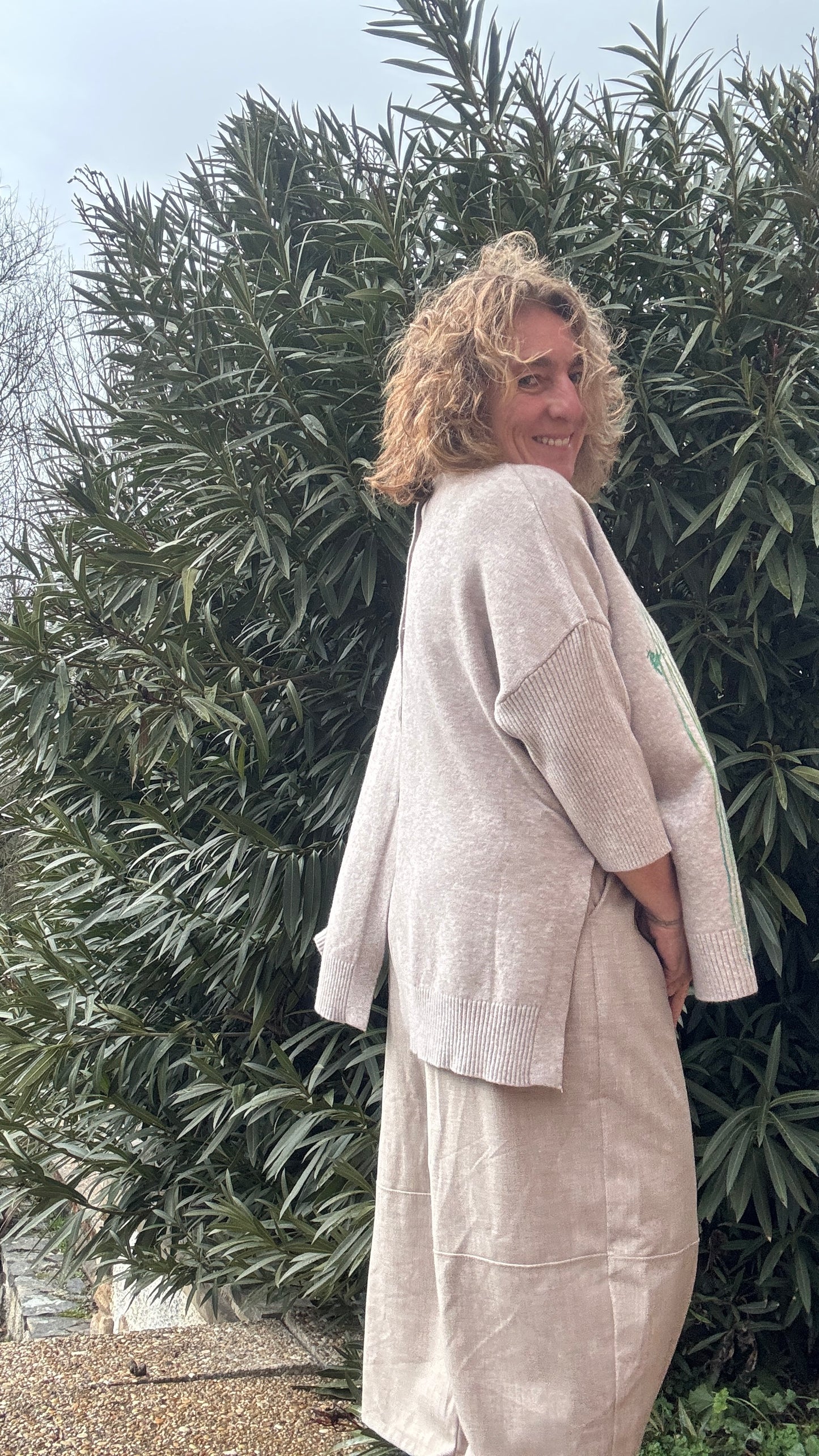 Pantalón globo piedra