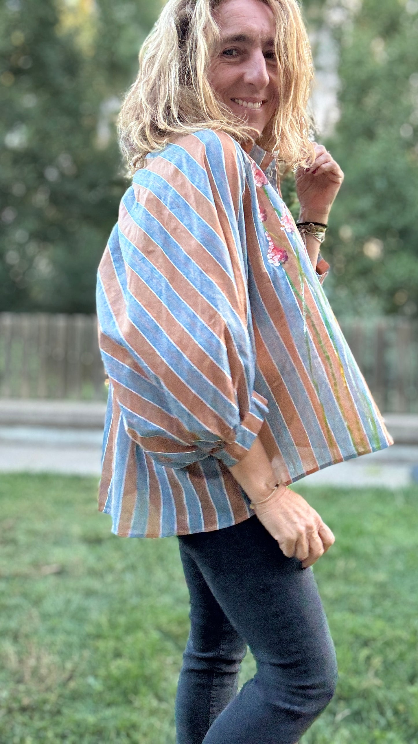Blusa raya camel