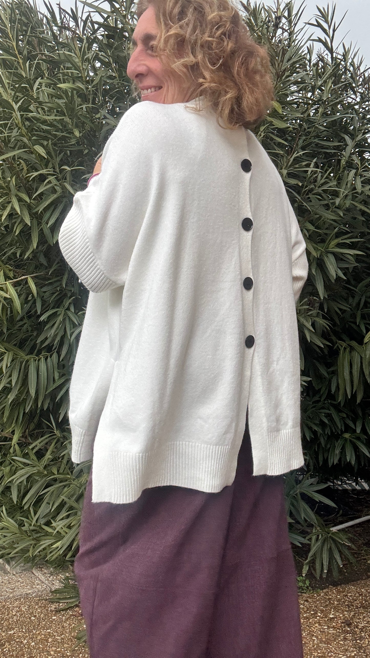 Jersey botones espalda blanco