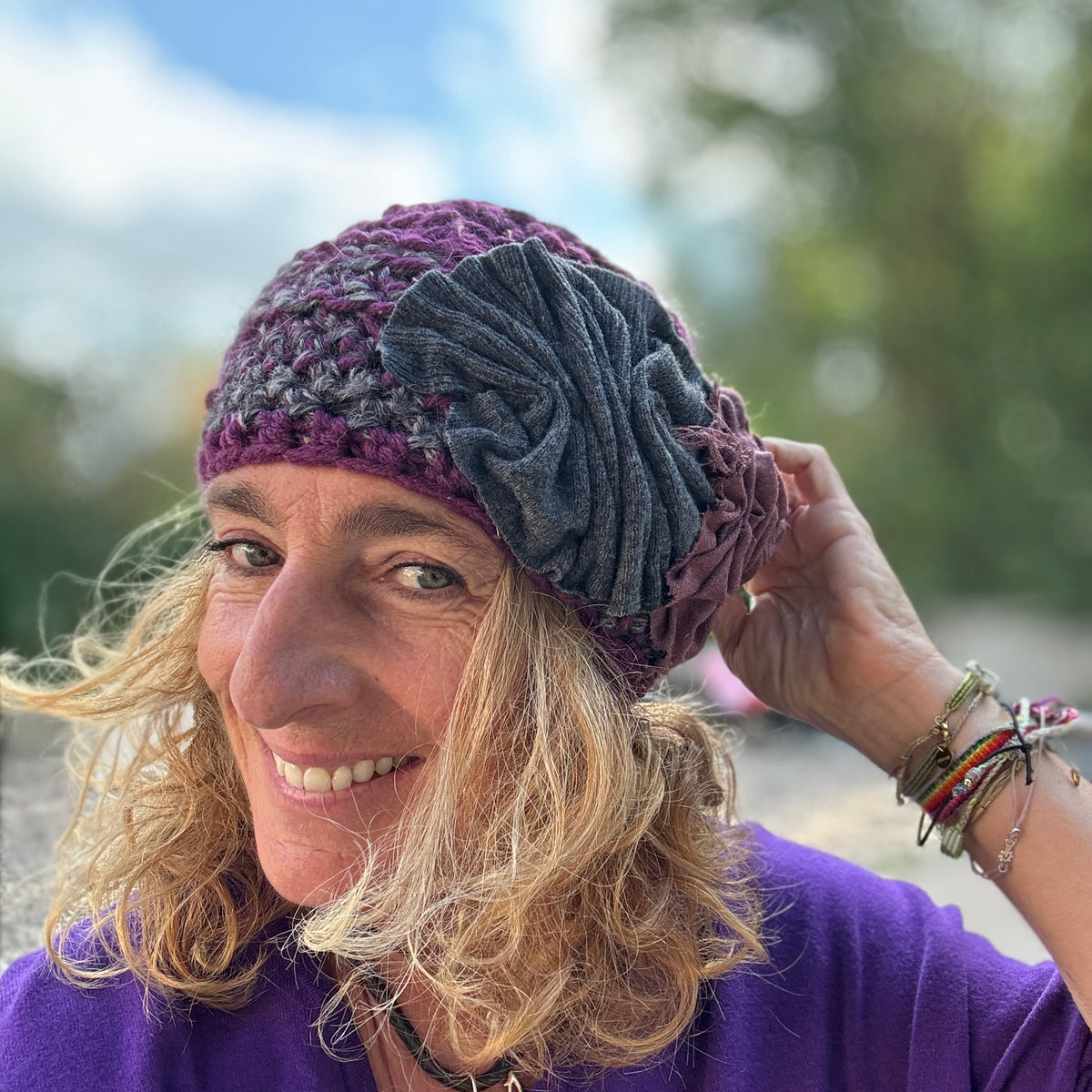 Gorro gris - burdeos