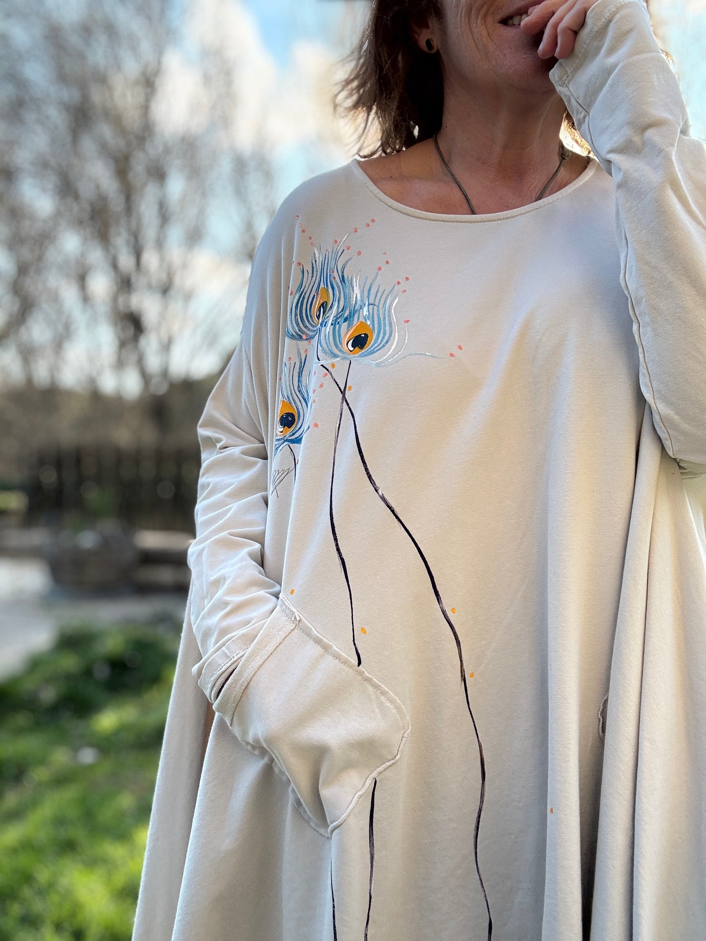 Camiseta súper over beige