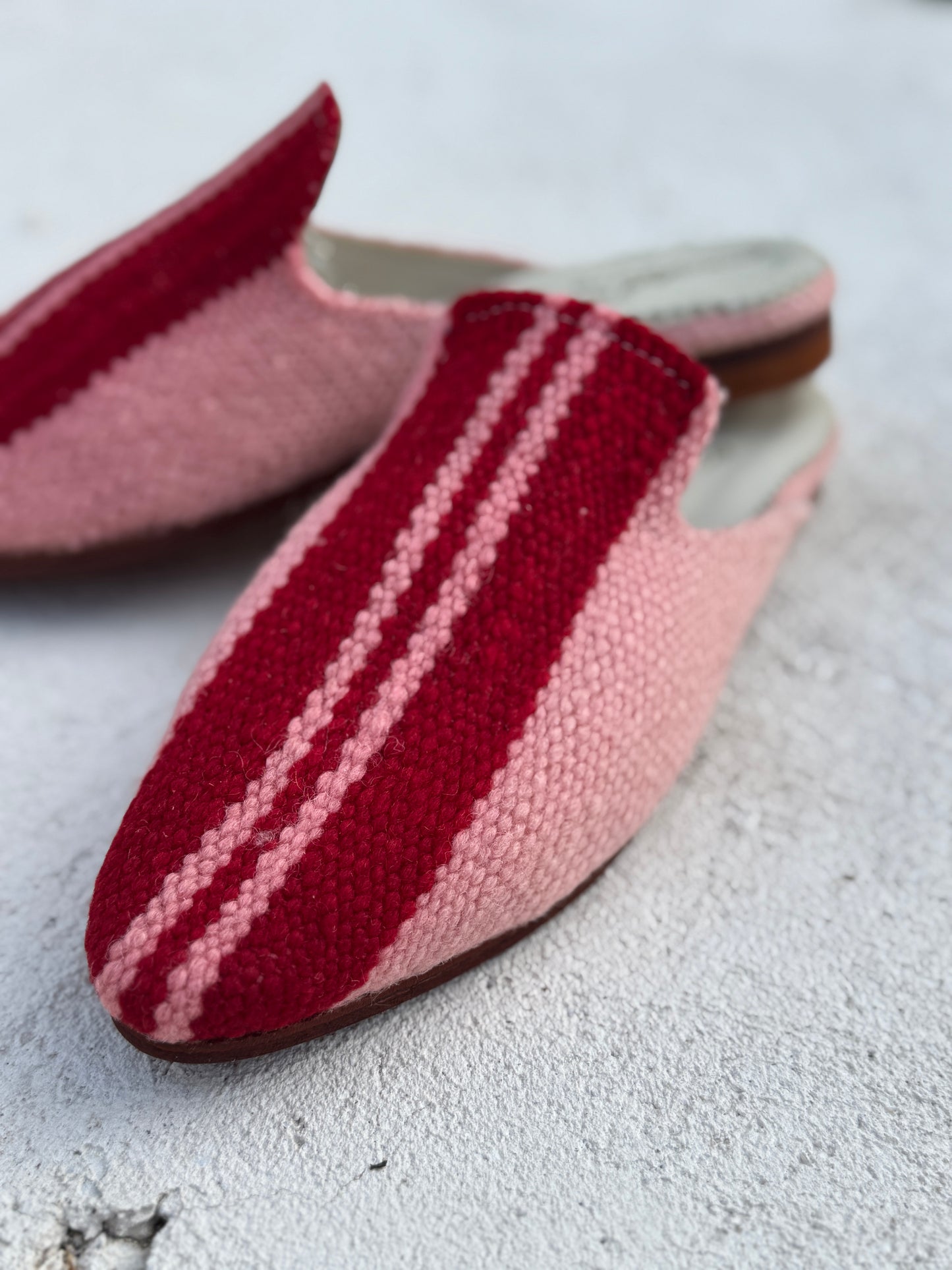 Babucha Rosa raya roja