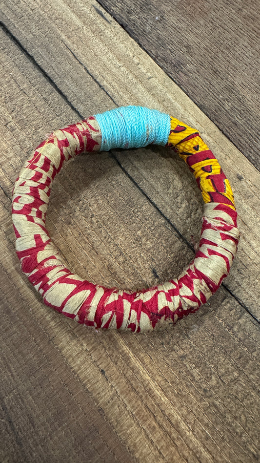Pulsera seda