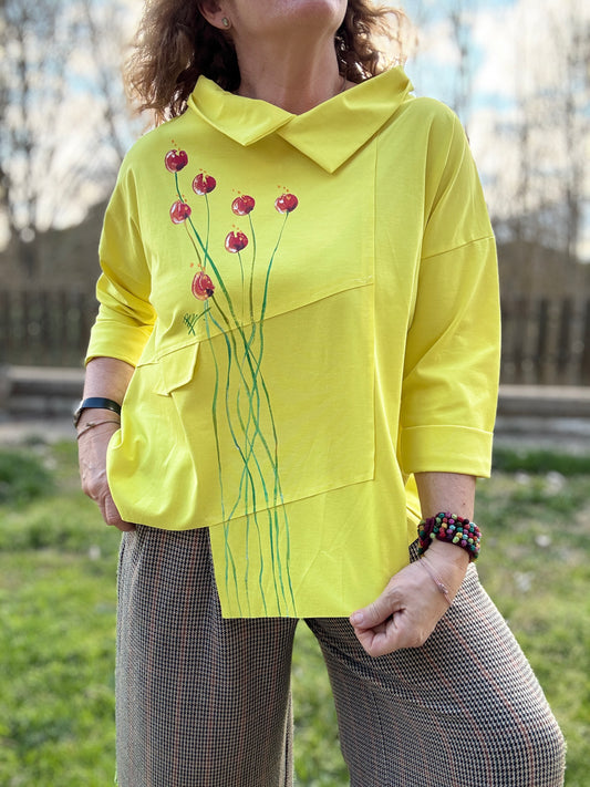 Blusa cuello bebé amarillo
