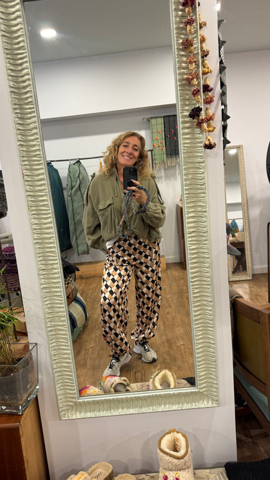 Pantalón rombo beige
