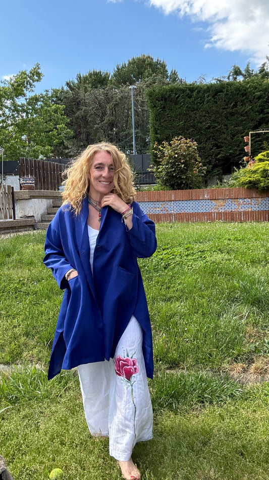 Chaqueta over azul