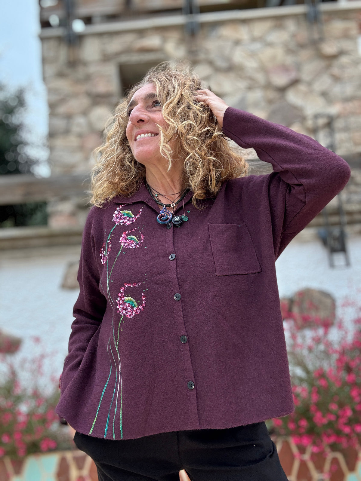 Chaqueta botones berenjena