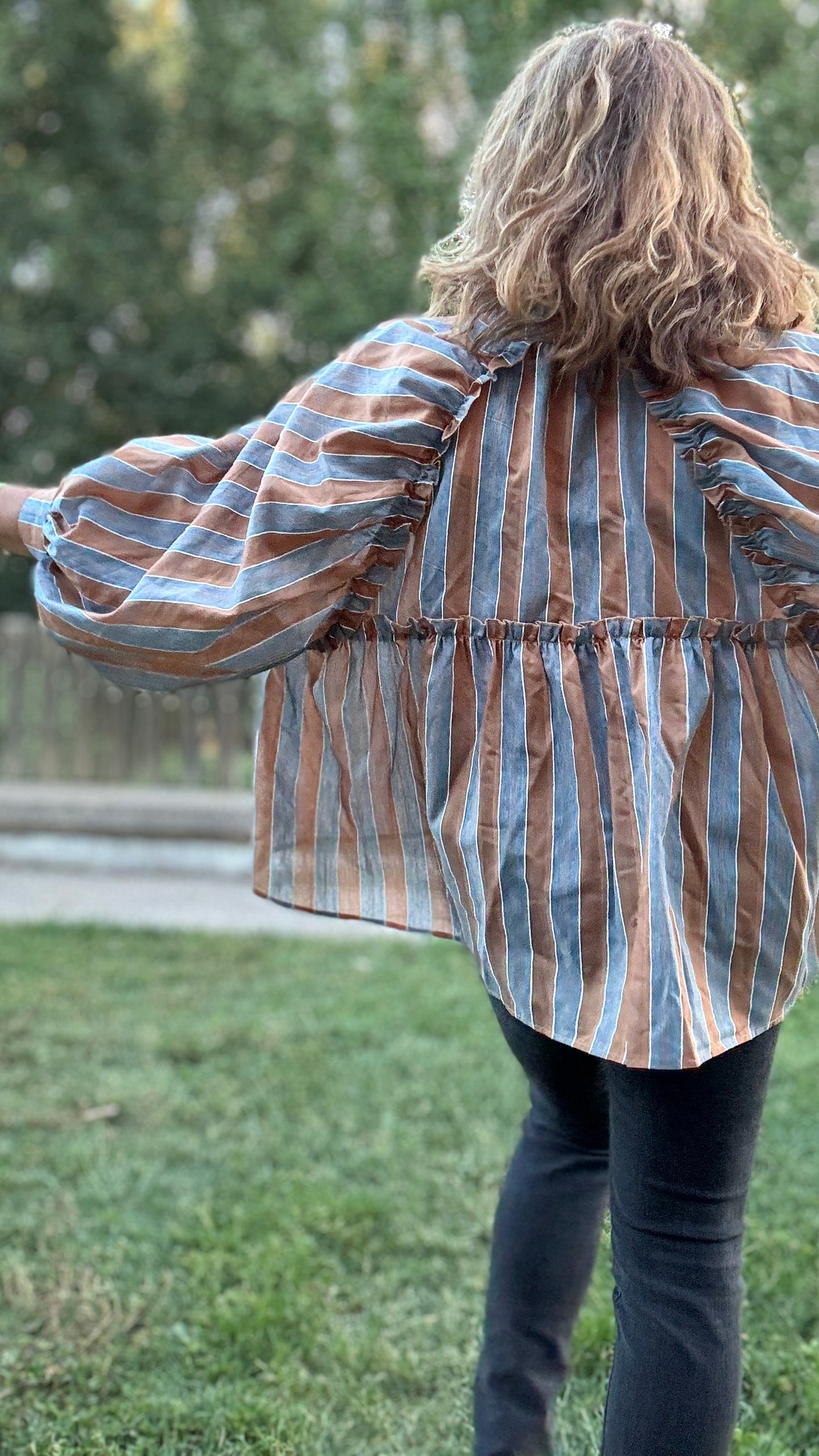 Blusa raya camel