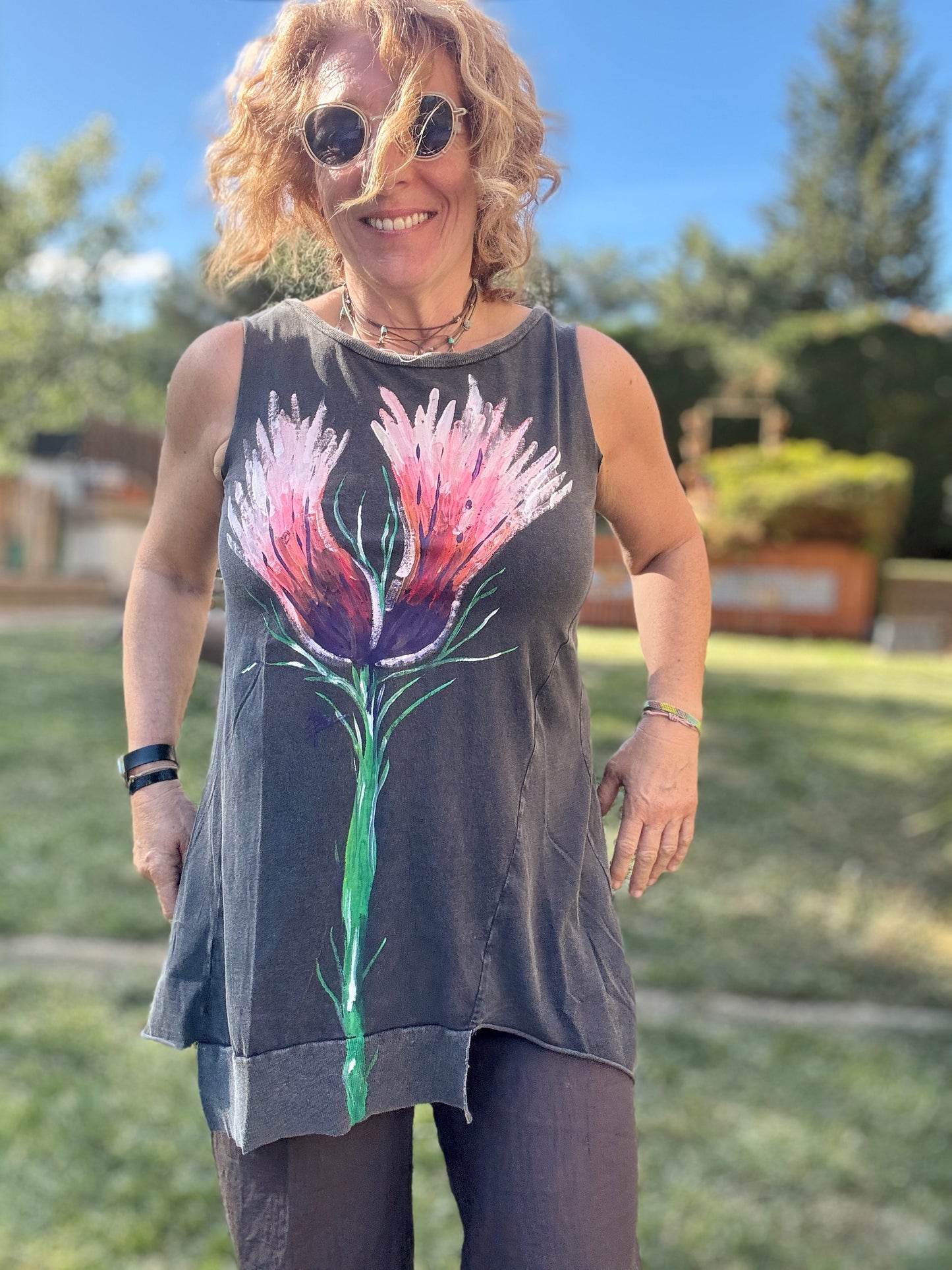 Camiseta larga gris