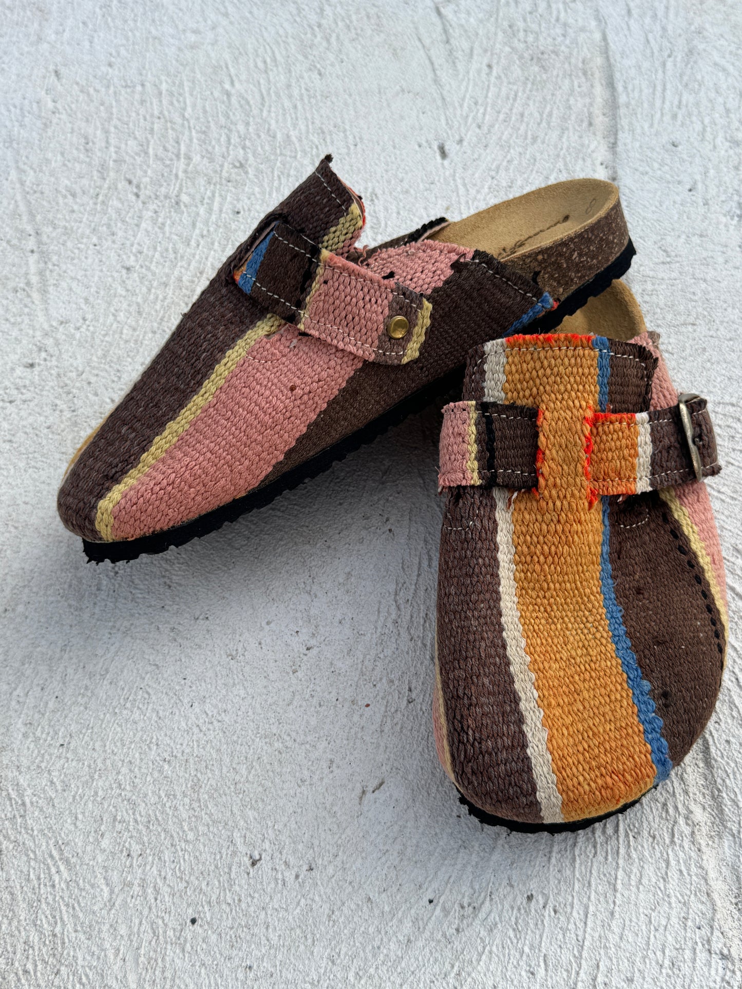 Zueco raya marrón y naranja
